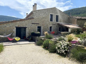 Charmant gîte de campagne en Drôme provençale